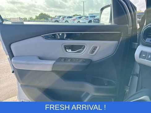 Used 2023 Honda Pilot EX-L image 9