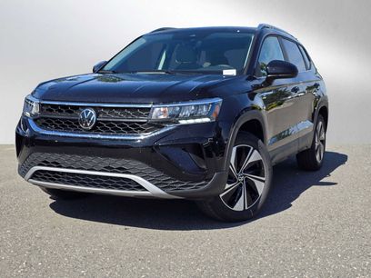 New 2024 Volkswagen Taos SE