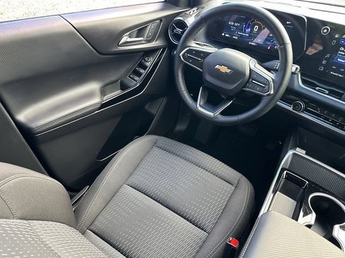 Used 2025 Chevrolet Equinox LT AWD/4WD image 20