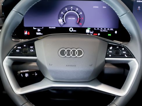 New 2026 Audi Q5 Premium AWD/4WD image 18
