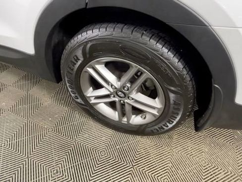 Used 2017 Hyundai Santa Fe Sport w/ 2.4L Tech Package 04 AWD/4WD image 14
