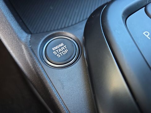 Used 2025 Kia K4 LXS image 17