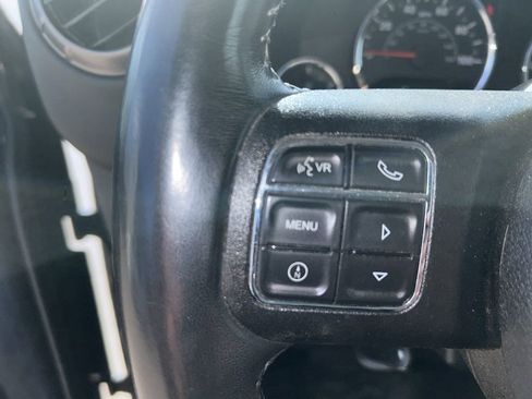 Used 2018 Jeep Wrangler Unlimited Sport AWD/4WD image 10