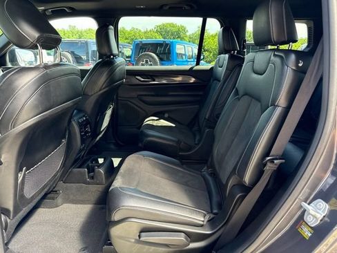 Used 2023 Jeep Grand Cherokee L Laredo AWD/4WD image 13