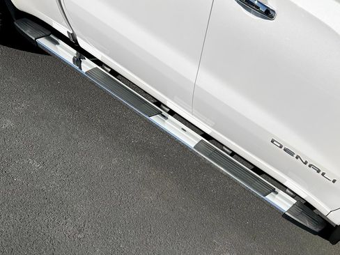 Used 2025 GMC Sierra 1500 Denali image 13