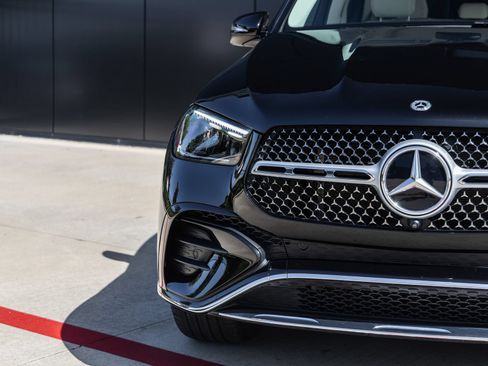 Used 2024 Mercedes-Benz GLE 350 4MATIC image 16