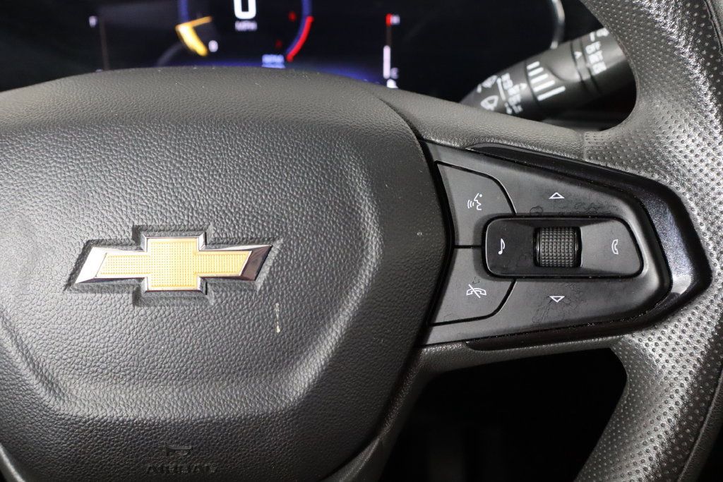 Used 2024 Chevrolet Trax LT FWD image 10