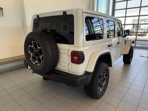 Used 2021 Jeep Wrangler Unlimited Rubicon 4xe w/ Steel Bumper Group AWD/4WD image 44