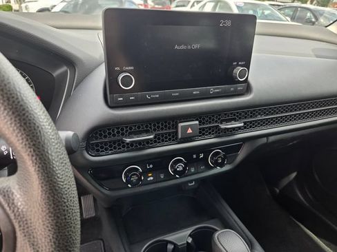 Used 2023 Honda HR-V LX image 22