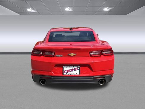 Used 2023 Chevrolet Camaro LT RWD image 4