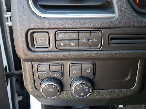 Certified 2022 Chevrolet Tahoe LT w/ Luxury Package image 31