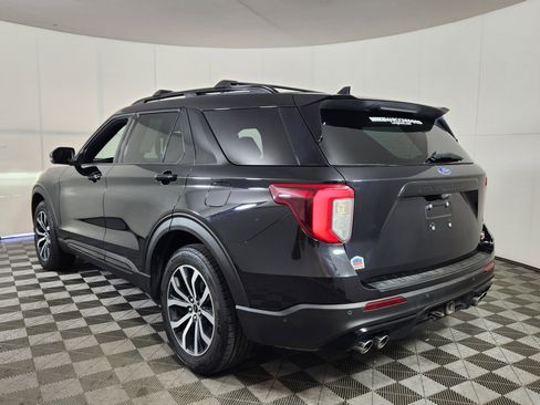 Used 2020 Ford Explorer ST w/ Premium Technology Package AWD/4WD image 5