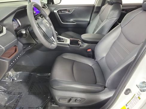 Used 2025 Toyota RAV4 Limited w/ Advanced Technology Package FWD image 19