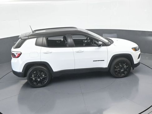 Used 2023 Jeep Compass Altitude image 51