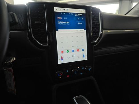 Used 2024 Ford Ranger XLT w/ Technology Package image 25