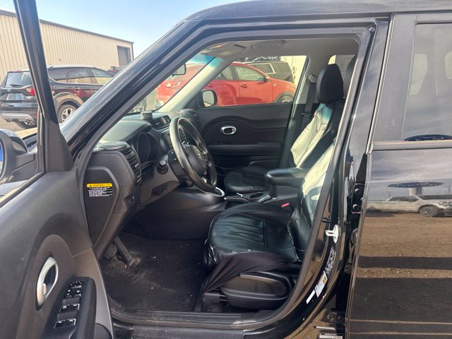 Used 2019 Kia Soul w/ Convenience Package FWD image 3