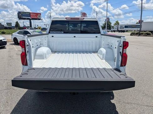 Used 2026 Chevrolet Silverado 1500 LT Trail Boss w/ Convenience Package II AWD/4WD image 13