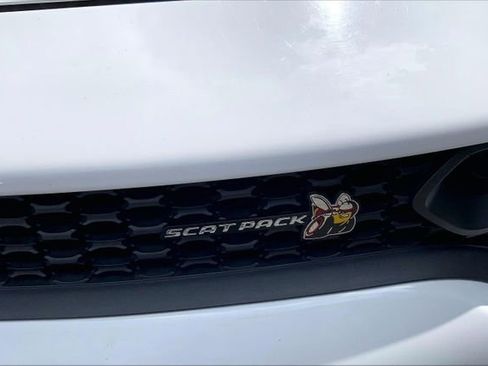 Used 2022 Dodge Charger Scat Pack RWD image 5