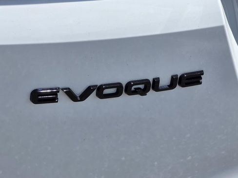 Used 2024 Land Rover Range Rover Evoque S AWD/4WD image 33