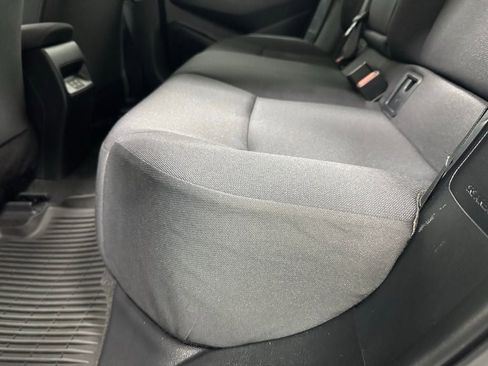 Used 2025 Toyota Corolla LE image 42