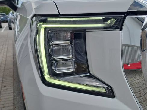 Certified 2024 GMC Yukon SLT AWD/4WD image 10
