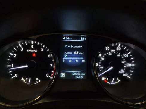 Used 2016 Nissan Rogue SV AWD/4WD image 23