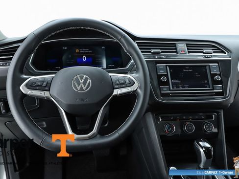 Used 2022 Volkswagen Tiguan S w/ Driver Assistance Package FWD image 20