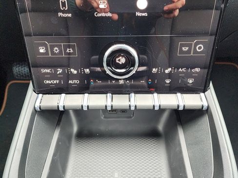 New 2026 GMC Terrain AT4 w/ Convenience Package III image 30