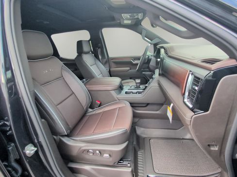 Used 2026 GMC Sierra 1500 Denali image 12