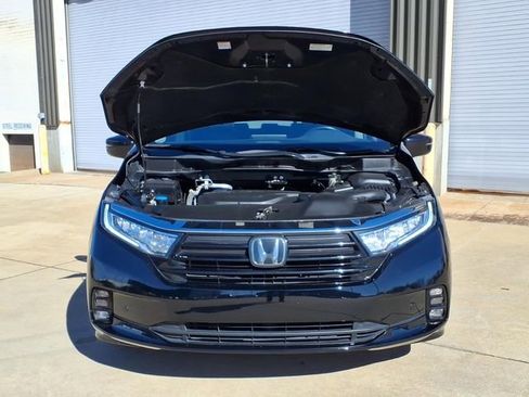 Used 2023 Honda Odyssey Elite image 25