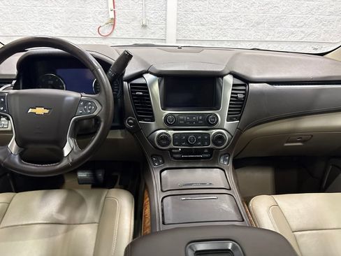 Used 2017 Chevrolet Tahoe Premier AWD/4WD image 12