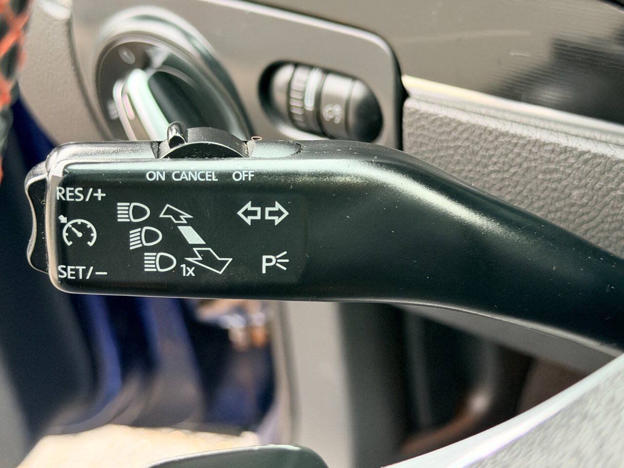 Used 2012 Volkswagen GTI 4-Door FWD image 31