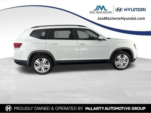 Used 2020 Volkswagen Atlas SE w/ Panoramic Sunroof Package FWD image 4