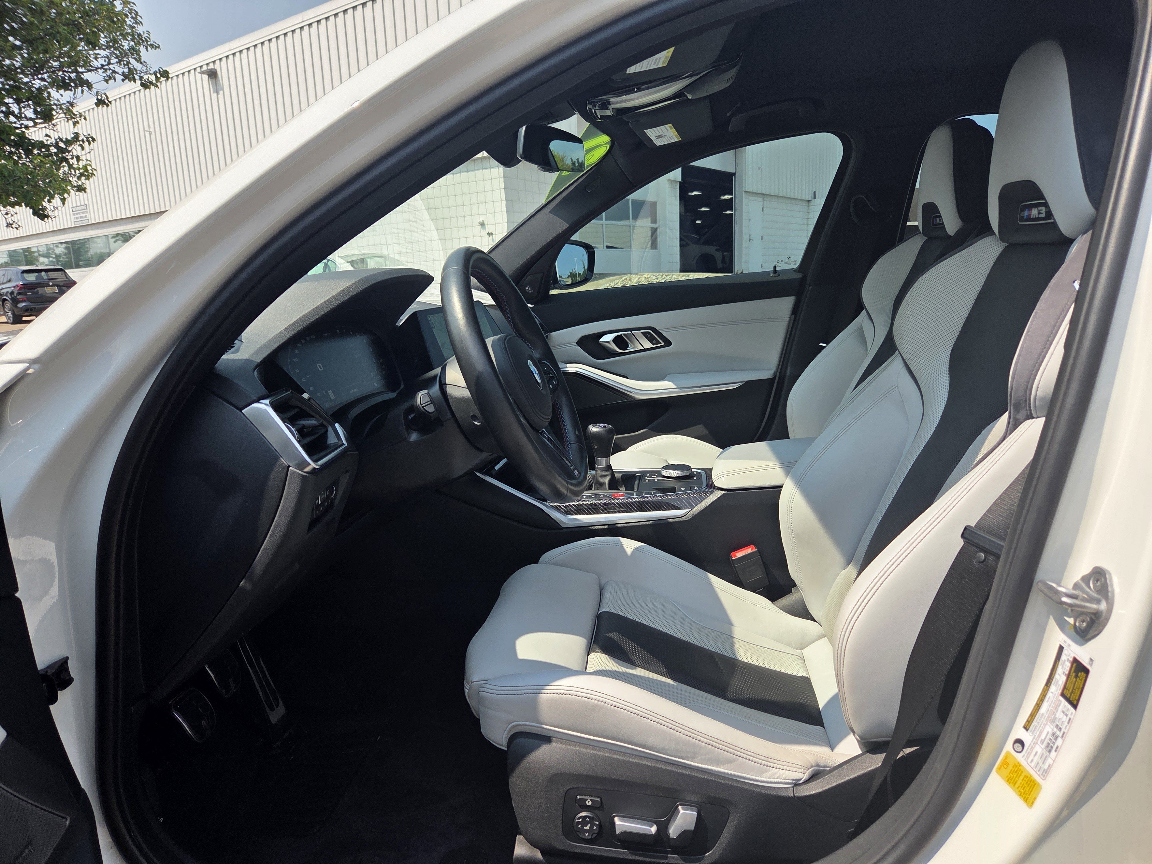 Used 2021 BMW M3 w/ Executive Package RWD image 9