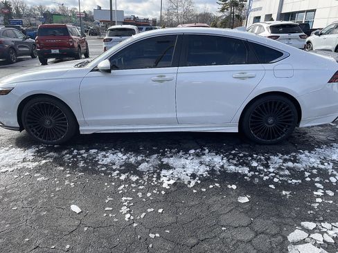 Used 2023 Honda Accord LX image 6