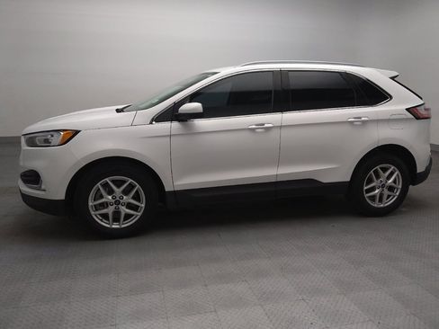 Used 2021 Ford Edge SEL w/ Convenience Package FWD image 2