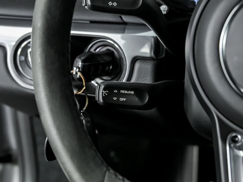 Used 2022 Porsche 718 Cayman GTS image 27