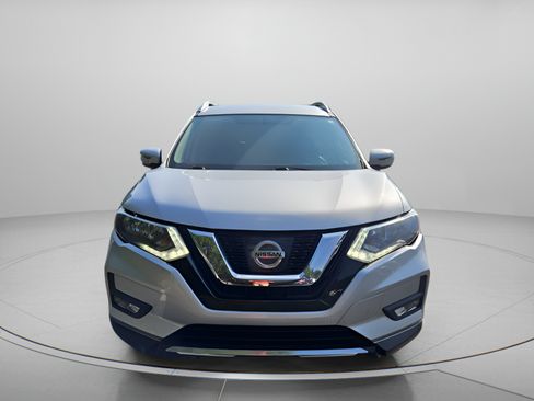 Used 2017 Nissan Rogue SV FWD image 8