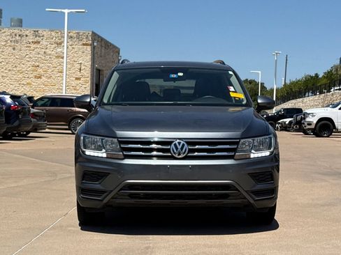Used 2021 Volkswagen Tiguan SE w/ Panoramic Sunroof Package AWD/4WD image 2