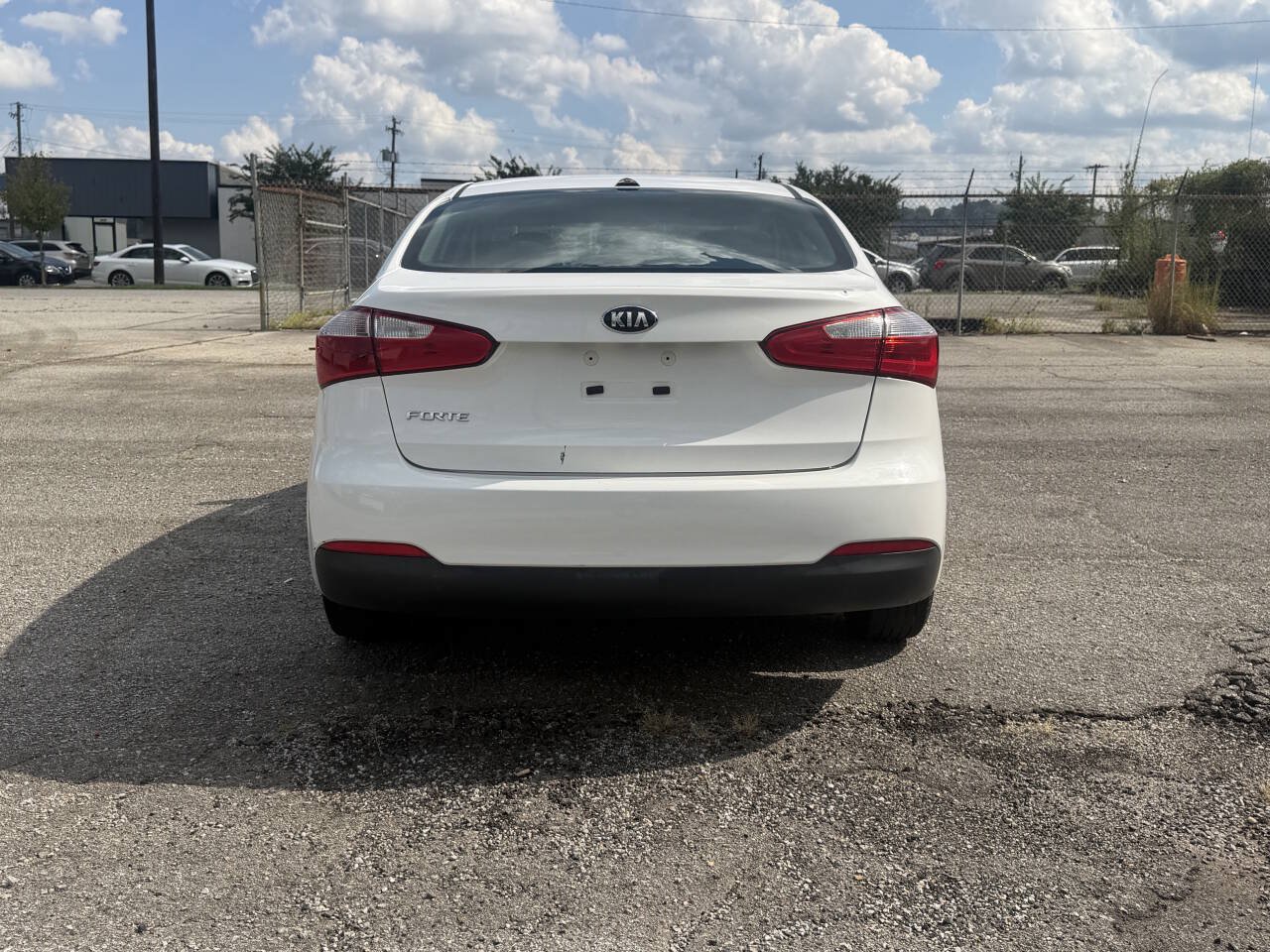 Used 2016 Kia Forte LX FWD image 2
