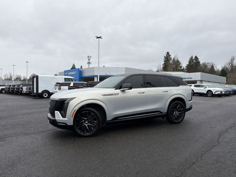 Used 2025 Cadillac Escalade IQ Sport 2 w/ LPO, ONYX Package image 1