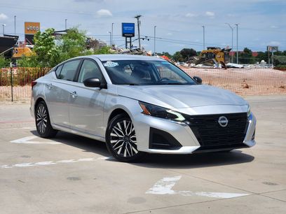 Used 2024 Nissan Altima 2.5 SV