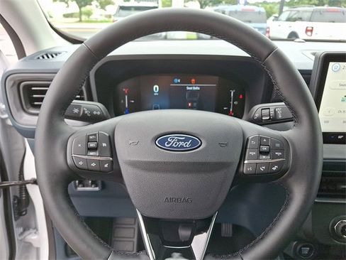 New 2025 Ford Maverick XLT w/ XLT Luxury Package image 9