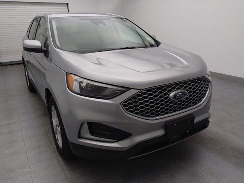 Used 2024 Ford Edge SEL image 14