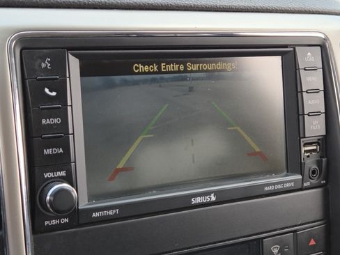 Used 2012 Jeep Grand Cherokee Laredo AWD/4WD image 28