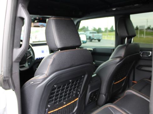 Used 2024 Ford Bronco Badlands AWD/4WD image 24