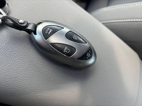 Used 2025 Hyundai Elantra SEL FWD image 24