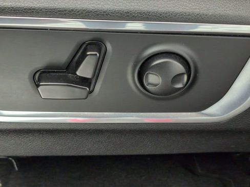 Certified 2025 RAM 1500 Laramie AWD/4WD image 13