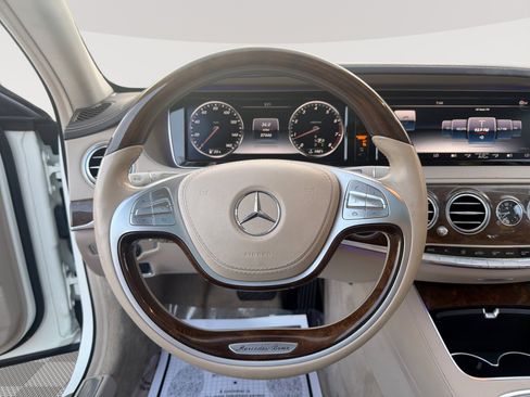 Used 2015 Mercedes-Benz S 550 Sedan w/ Premium 1 Package image 11