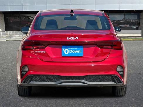 Used 2023 Kia Forte LXS w/ LXS Technology Package image 7